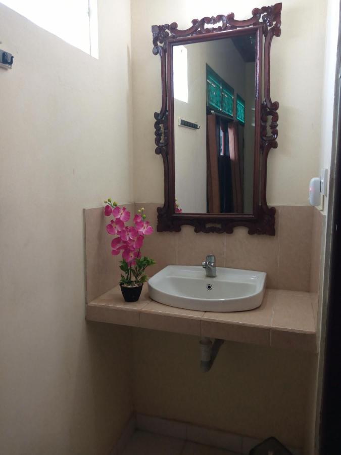 Damuh Guest House Ubud Exteriör bild